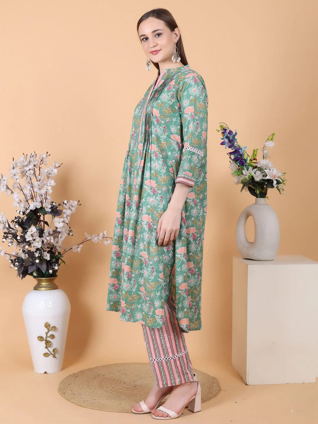 Mint Green Side Pose 2