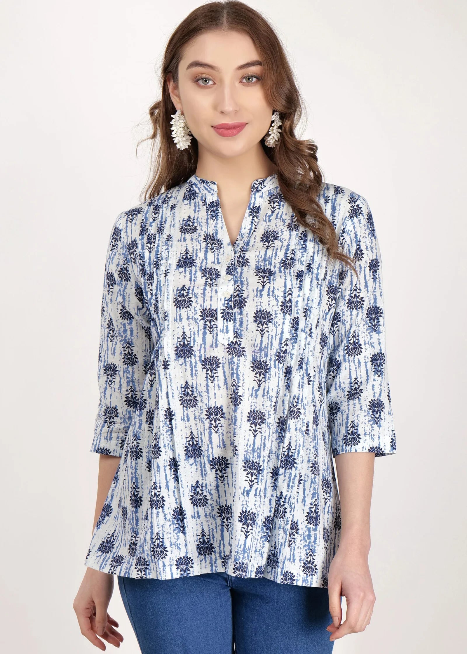 Indigo Lotus Print Short Kurta Front Close Position