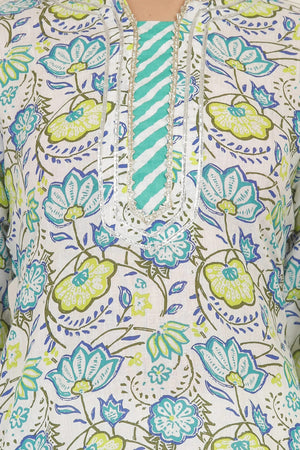 Neck Pose Close Up 2