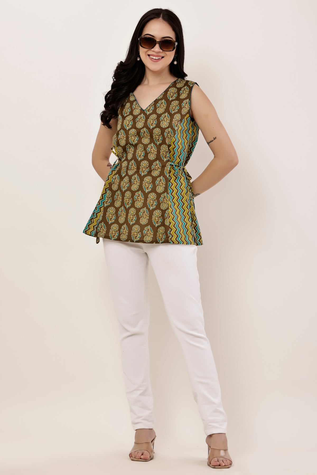 'V neck Cotton Side Tassels Top