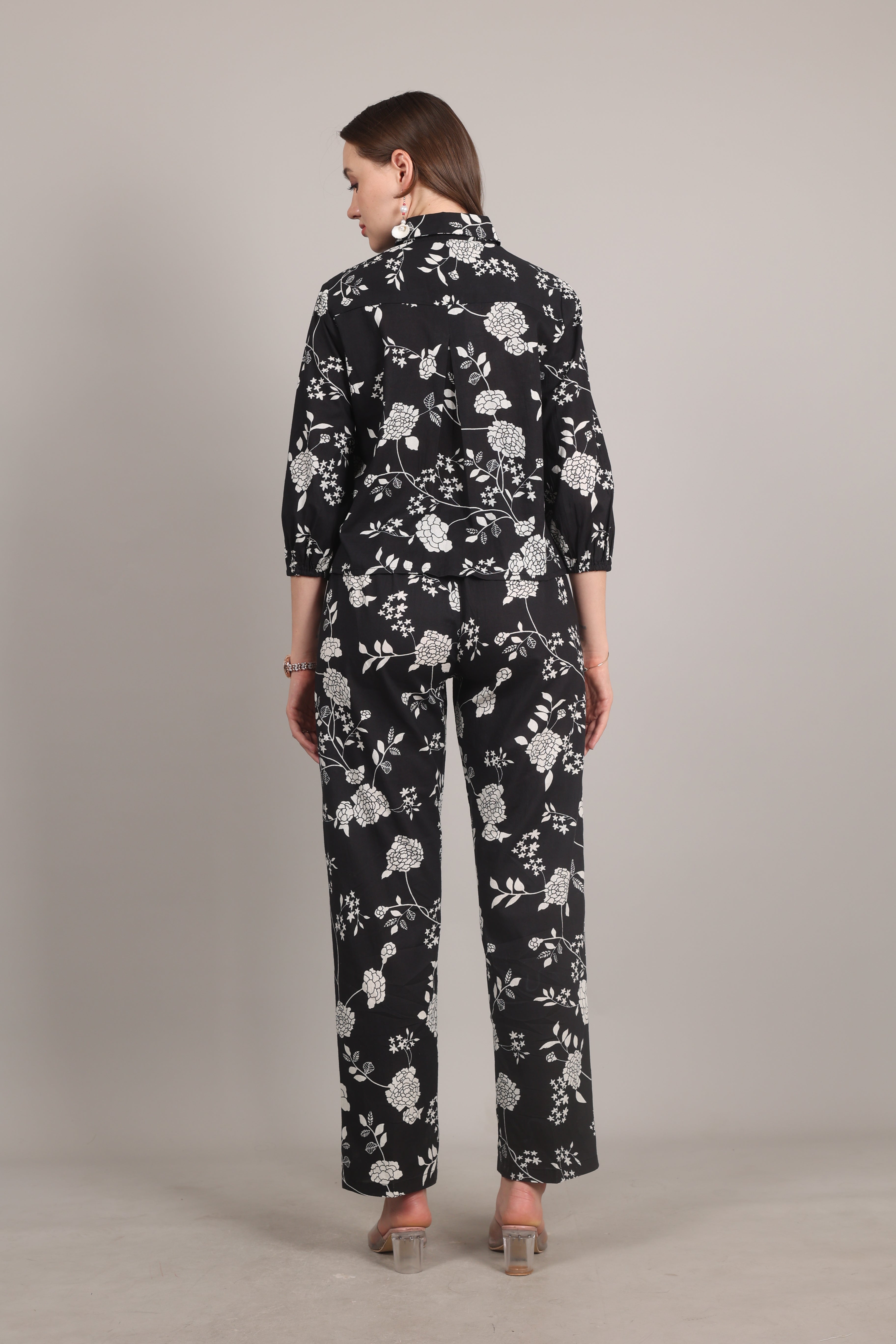 Shirt Collar Crop Top