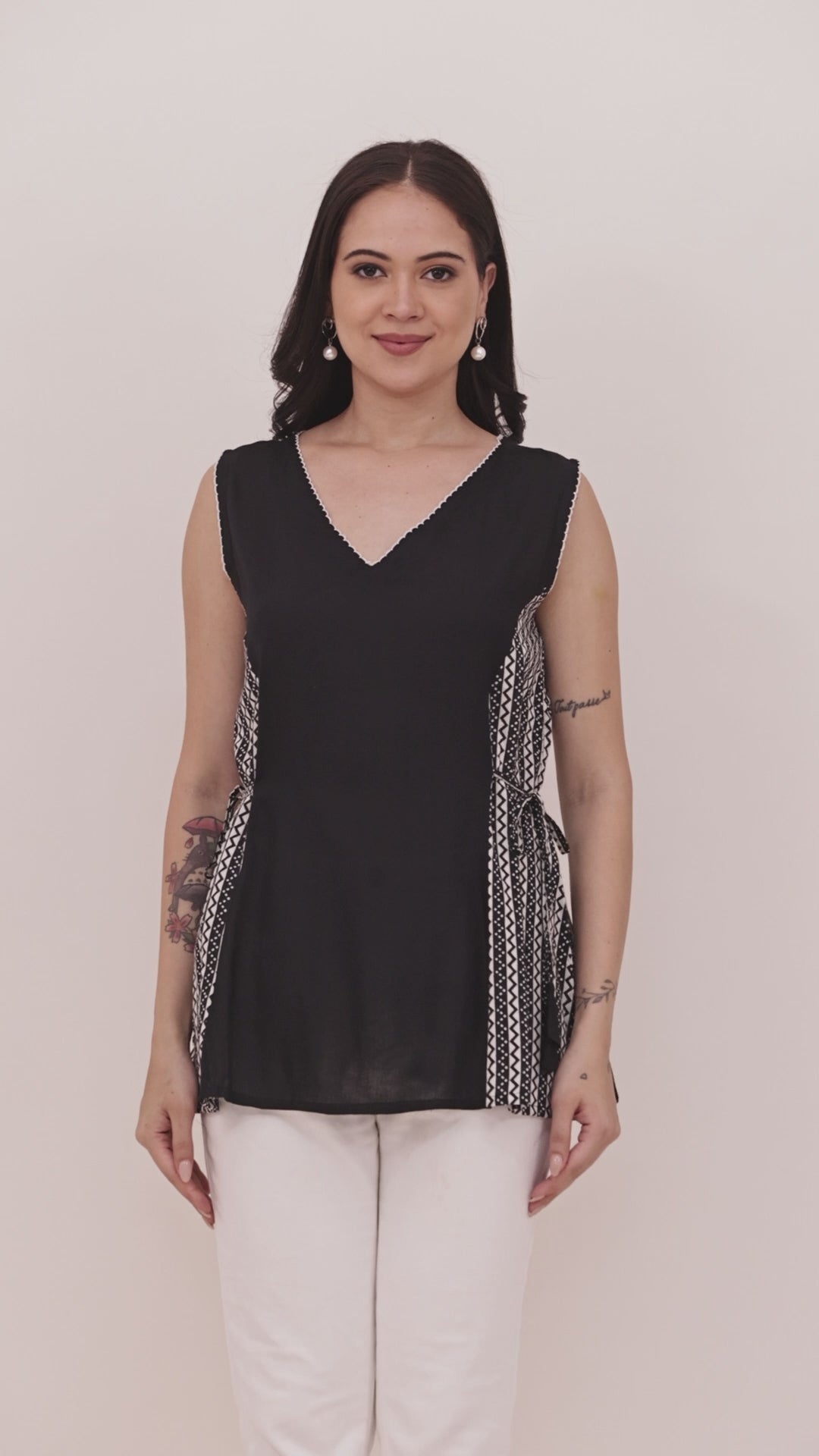 'V neck Cotton Side Tassels Top